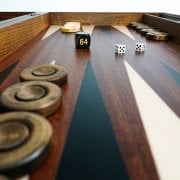 Kişiye Özel İsimli Satrançlı Maun Tavla Takımı