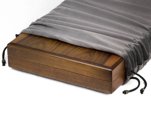 Şirket Logolu Ceviz Masif Ahşap Tavla Takımı